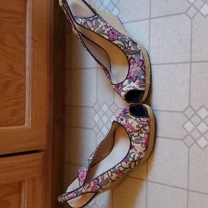 Bakers size 8 wedges